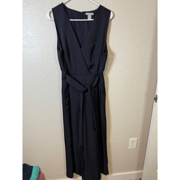 H&M Black Sleeveless Jumpsuit Wrap Front Belted Pockets Women's Size 12 - Picture 1 of 4